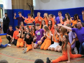 Gólyaavató kavalkádnak adott otthont a Rudas - fotó: 