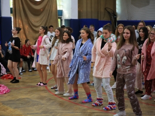 Gólyaavató kavalkádnak adott otthont a Rudas - fotó: 