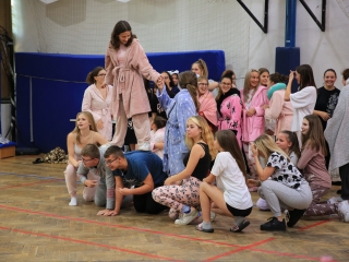 Gólyaavató kavalkádnak adott otthont a Rudas - fotó: 