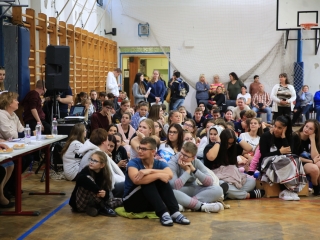 Gólyaavató kavalkádnak adott otthont a Rudas - fotó: 