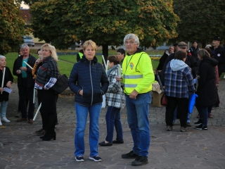 Fáklyás és mécseses felvonulás a pedagógusainkért - fotó: 