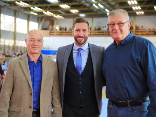 A jövő bajnokai a tornacsarnokban - fotó: 