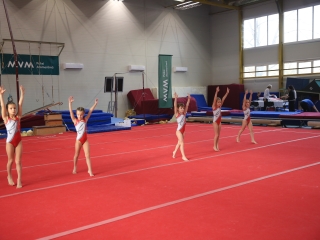 A jövő bajnokai a tornacsarnokban - fotó: 