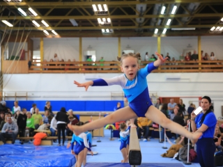 A jövő bajnokai a tornacsarnokban - fotó: 