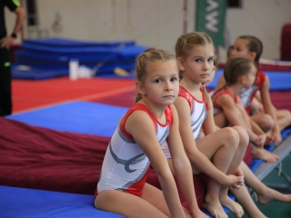 A jövő bajnokai a tornacsarnokban - fotó: 