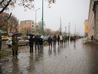 Élőlánc, demonstráció és nyílt fórum az oktatás válsága miatt - fotó: 