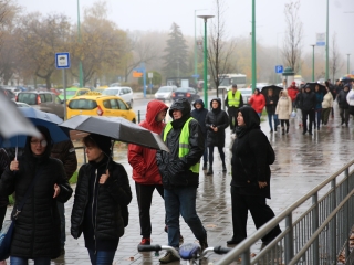 Élőlánc, demonstráció és nyílt fórum az oktatás válsága miatt - fotó: 