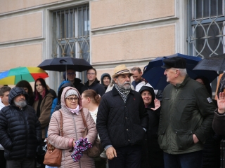 Élőlánc, demonstráció és nyílt fórum az oktatás válsága miatt - fotó: 