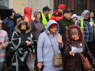 Élőlánc, demonstráció és nyílt fórum az oktatás válsága miatt - fotó: 