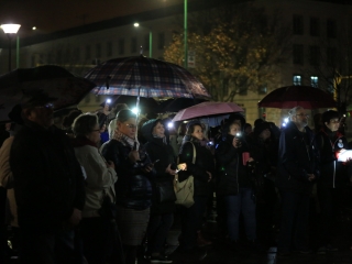 Élőlánc, demonstráció és nyílt fórum az oktatás válsága miatt - fotó: 