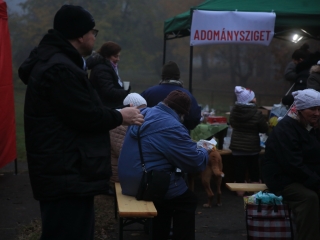 Gyertyagyújtás és forgatag advent első vasárnapján - fotó: 