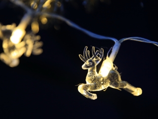 Gyertyagyújtás és forgatag advent első vasárnapján - fotó: 