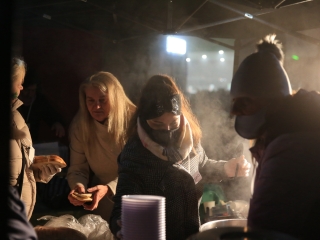 Gyertyagyújtás és forgatag advent első vasárnapján - fotó: 