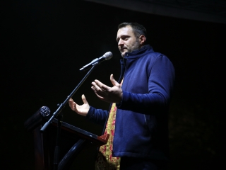 Gyertyagyújtás és forgatag advent első vasárnapján - fotó: 