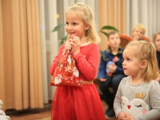 Ho-ho-ho – a Nagy Mikulásjárás DO Képtár (2022) - fotó: 