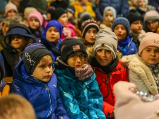 A Móricz iskola kórusai a főtemplomban - fotó: 