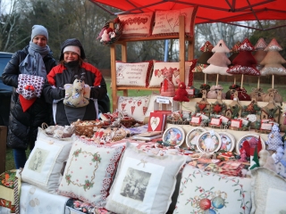 Ünnepi forgatag a Szalki-szigeten - fotó: 