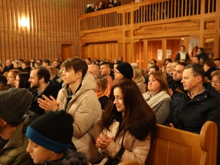 Zenés élménycsomag az evangélikus templomban - fotó: 