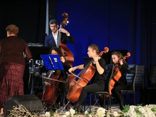 Újévköszöntő koncert a Sándor Frigyes Zeneiskolától - fotó: 