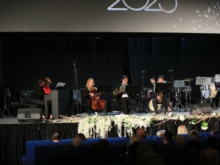 Újévköszöntő koncert a Sándor Frigyes Zeneiskolától - fotó: 