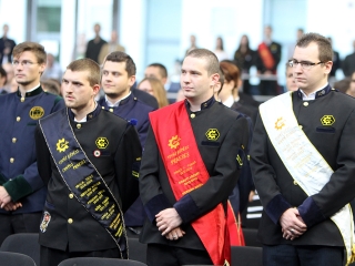 Ünnepélyes diplomaátadó a főiskolán - fotó: Sándor Judit