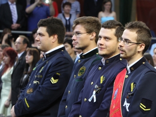 Ünnepélyes diplomaátadó a főiskolán - fotó: Sándor Judit