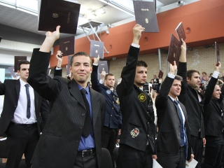 Ünnepélyes diplomaátadó a főiskolán - fotó: Sándor Judit