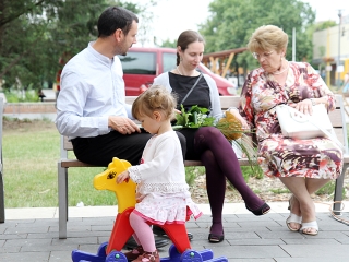 Megyenapi kirakodós a Városháza téren - fotó: Sándor Judit
