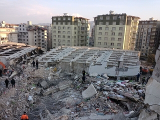 Drámai képek a török földrengés helyszínéről - fotó: 