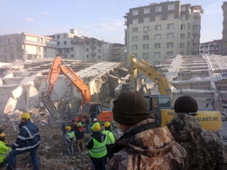 Drámai képek a török földrengés helyszínéről - fotó: 