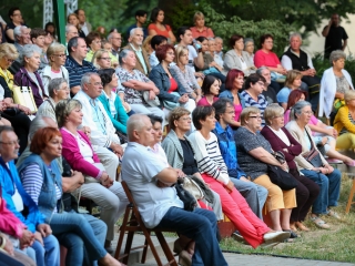 Zenepavilon- Edith Piaf zenés életrajz - fotó: Ónodi Zoltán