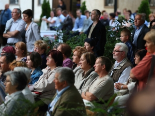 Zenepavilon- Edith Piaf zenés életrajz - fotó: Ónodi Zoltán