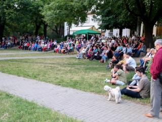 Zenepavilon- Edith Piaf zenés életrajz - fotó: Ónodi Zoltán