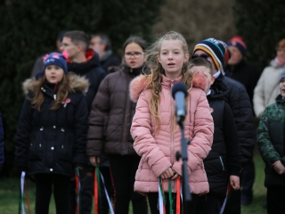 Megemlékezés és koszorúzás a forradalmi emlékműnél - fotó: 