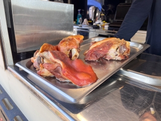 Csalogató forgatag a Szalki-szigeten - fotó: 