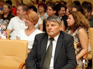 Hárman vehették át a Dunaújváros Közszolgálatáért Díjat - fotó: Sándor Judit