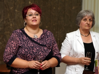 Hárman vehették át a Dunaújváros Közszolgálatáért Díjat - fotó: Sándor Judit