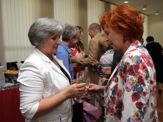 Hárman vehették át a Dunaújváros Közszolgálatáért Díjat - fotó: Sándor Judit