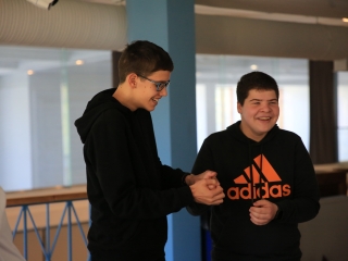 Életmentő diákok a Kultik Moziban és környékén - fotó: 