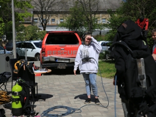 Életmentő diákok a Kultik Moziban és környékén - fotó: 