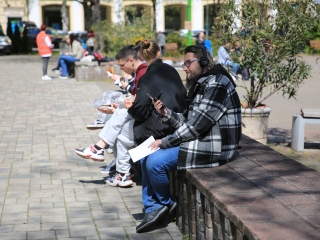 Életmentő diákok a Kultik Moziban és környékén - fotó: 