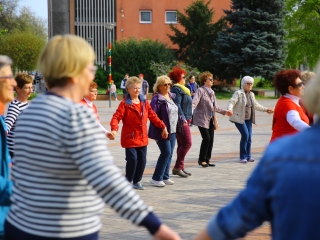 Tánc a téren, tánc a színpadon a világnapon! - fotó: 