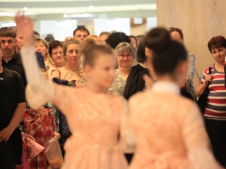 Tánc a téren, tánc a színpadon a világnapon! - fotó: 