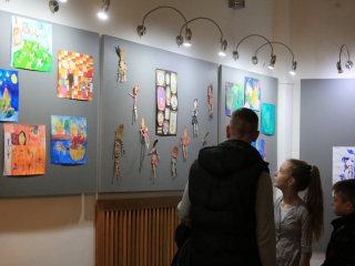 Tánc a téren, tánc a színpadon a világnapon! - fotó: 