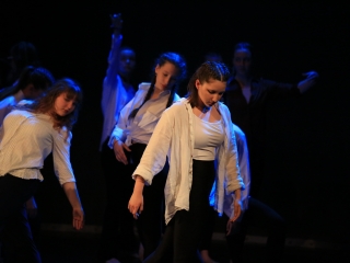 Tánc a téren, tánc a színpadon a világnapon! - fotó: 