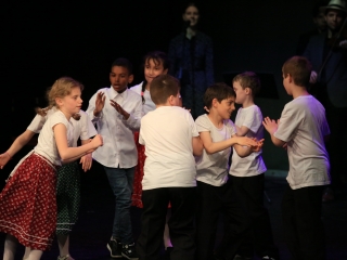 Tánc a téren, tánc a színpadon a világnapon! - fotó: 