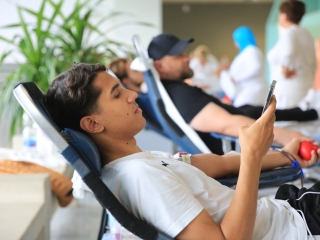 Sportolói Véradás Rekordkísérlettel - fotó: 