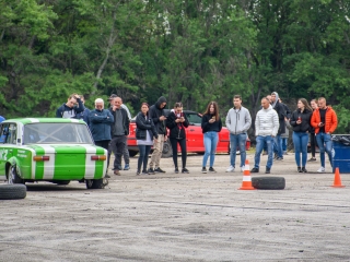 Bimmer Parade a betonkockán - fotó: 