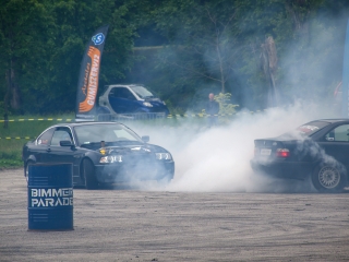 Bimmer Parade a betonkockán - fotó: 