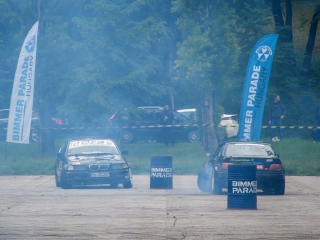 Bimmer Parade a betonkockán - fotó: 